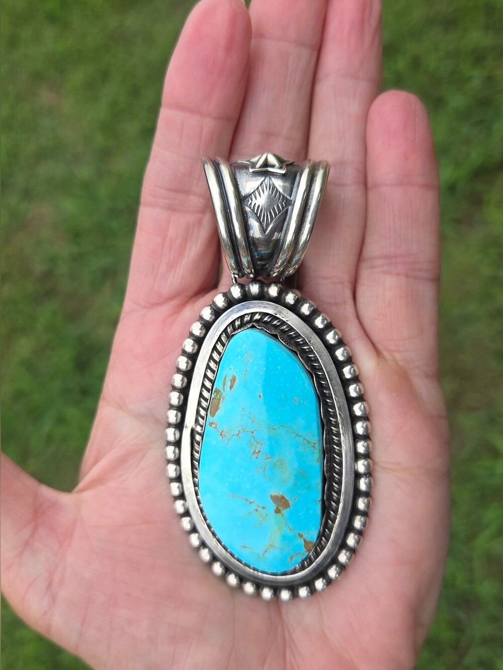 HANDMADE NAVAJO LARGE KINGMAN TURQUOISE STERLING PENDANT GLENN LIVINGSTON - Picture 2 of 10